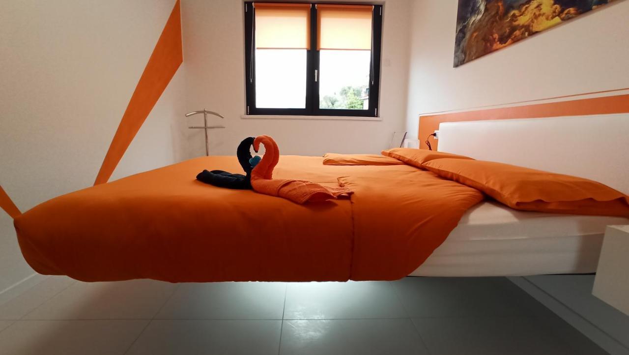 Apartamento Blue Sky Garda - Sunset Malcesine Exterior foto